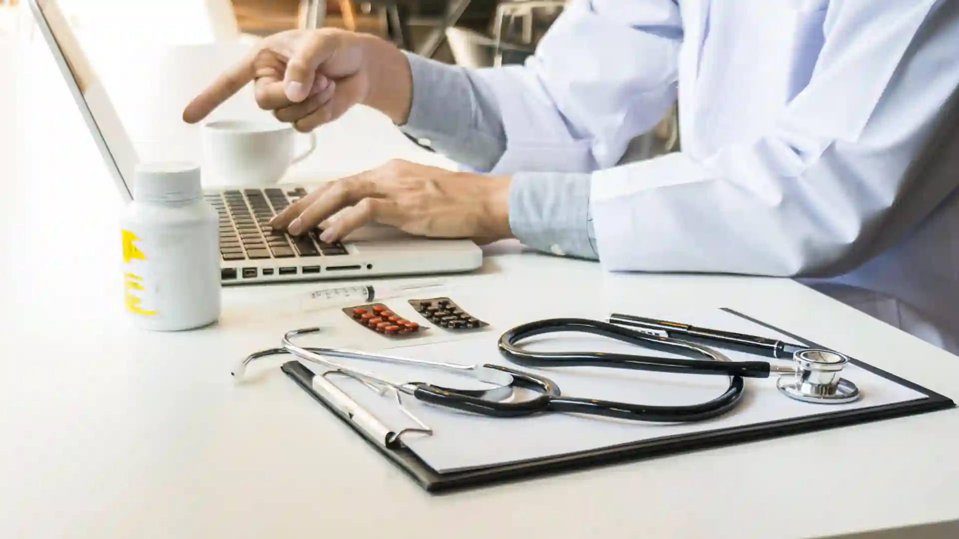 Anxiety Medication vs. Therapy: Which Is Better? anxiety medication examples